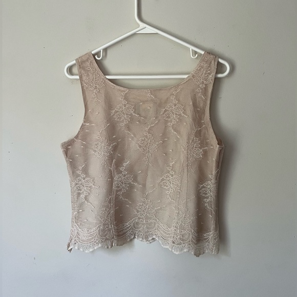 *SOLD* Lace cropped tank top - Picture 6 of 7
